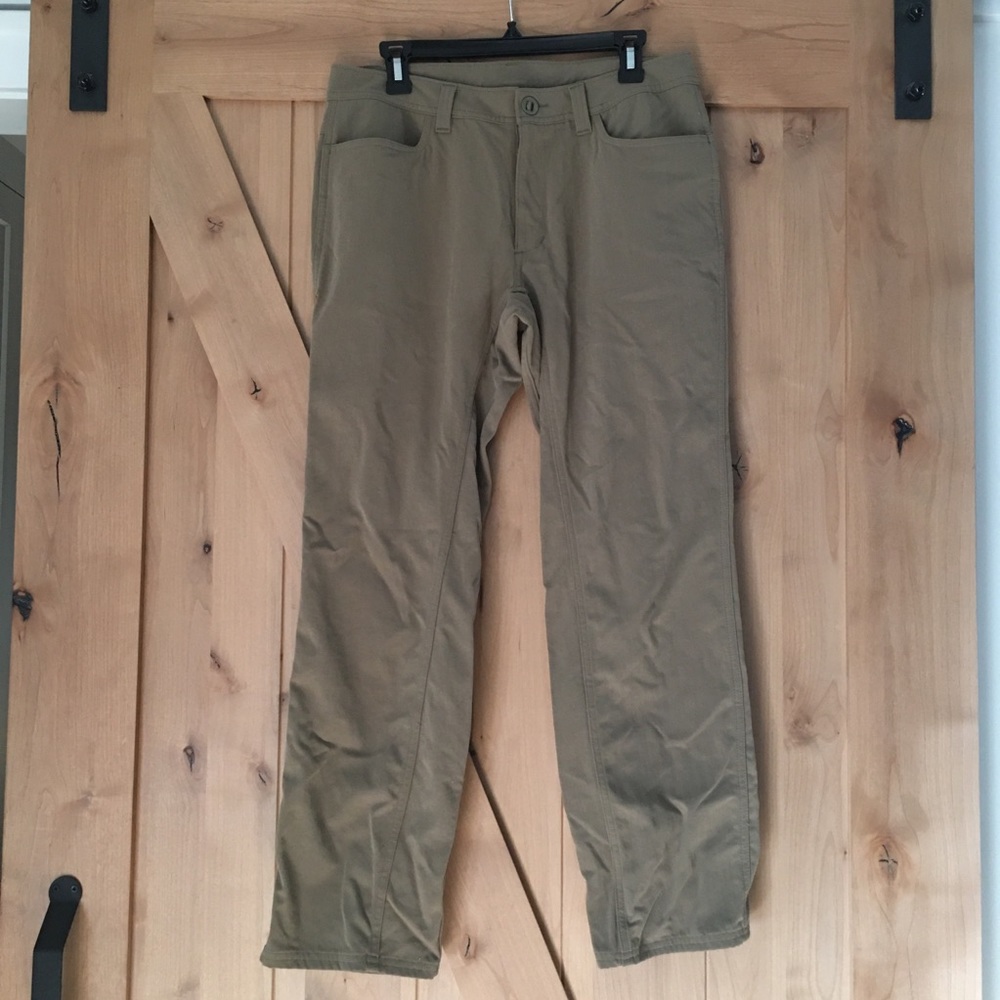 Under Armour Men’s Outdoor Athletic Pants
